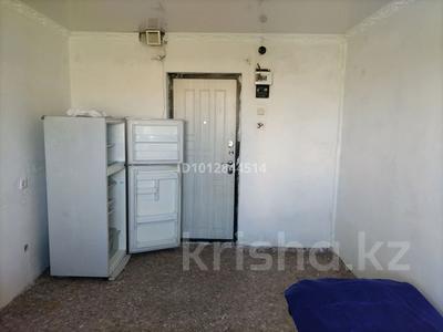 1-бөлмелі пәтер · 13 м² · 5/5 қабат, Луи Пастера, бағасы: 8 млн ₸ в Астане, р-н Байконур