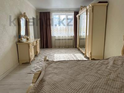 3-комнатная квартира · 86 м² · 5/5 этаж, мкр. Алтын орда — Школа 63 за 30 млн 〒 в Актобе