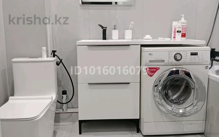 1-комнатная квартира · 54 м² · 1/9 этаж, мкр Старый Аэропорт, Ескі аэропорт ш/а. 88 — Жайық арена сан сити за 200 000 ₸ в Уральске — фото 2