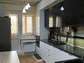 2-комнатная квартира · 53 м² · 2/5 этаж, мкр Айнабулак-1 за 230 000 ₸ в Алматы, Жетысуский р-н