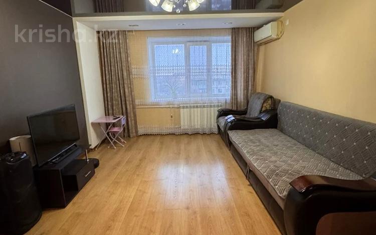 3-комнатная квартира · 61.9 м² · 6/9 этаж, Абая за 18.5 млн ₸ в Уральске — фото 2