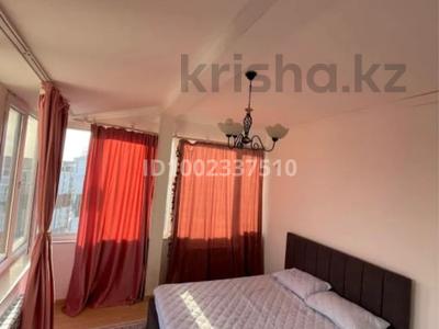 3-комнатная квартира · 70 м², Куаныша Толеметова 50/16 — Толеметова за 15 000 〒 в Шымкенте, Абайский р-н