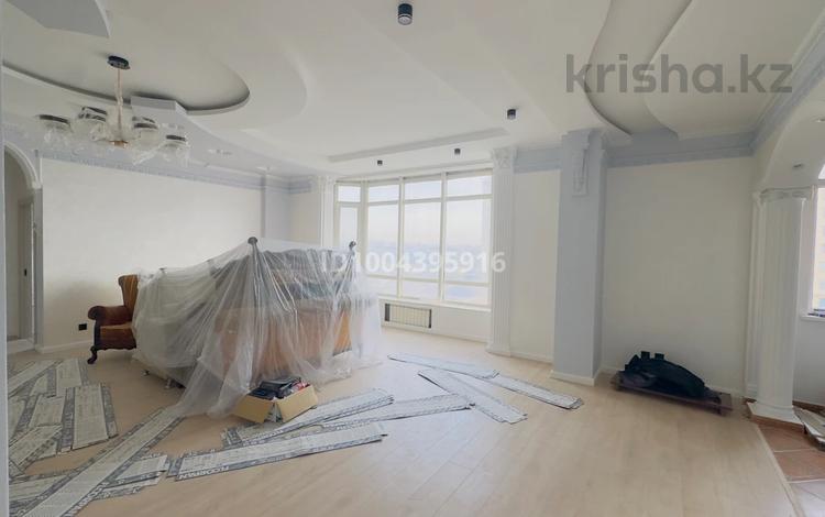4-бөлмелі пәтер · 185 м² · 9/10 қабат, проспект Кунаева 36, бағасы: 110 млн ₸ в Шымкенте, Аль-Фарабийский р-н — фото 12