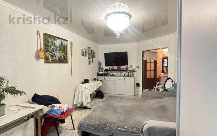 1-комнатная квартира · 43 м² · 1/9 этаж, мкр. Алтын орда 16 за 20 млн ₸ в Актобе — фото 2