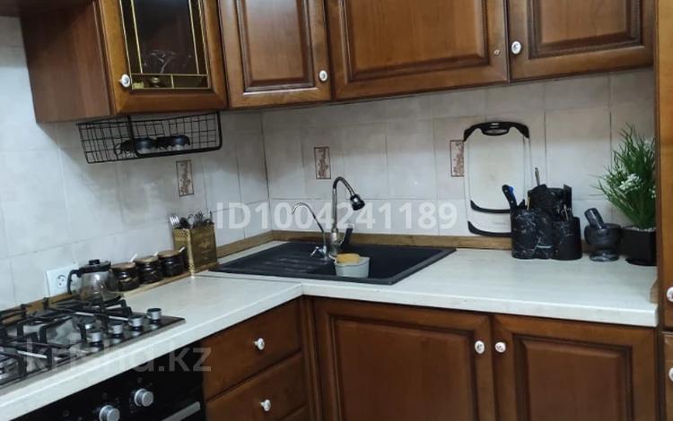 2-комнатная квартира · 57 м² · 6/9 этаж, мкр Мамыр-4 297 — Шаляпина за 42 млн ₸ в Алматы, Ауэзовский р-н — фото 2