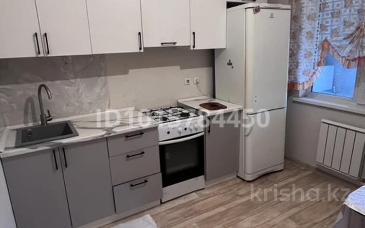 1-комнатная квартира · 41 м², мкр Кокжиек 31 за 160 000 ₸ в Алматы, Жетысуский р-н — фото 2