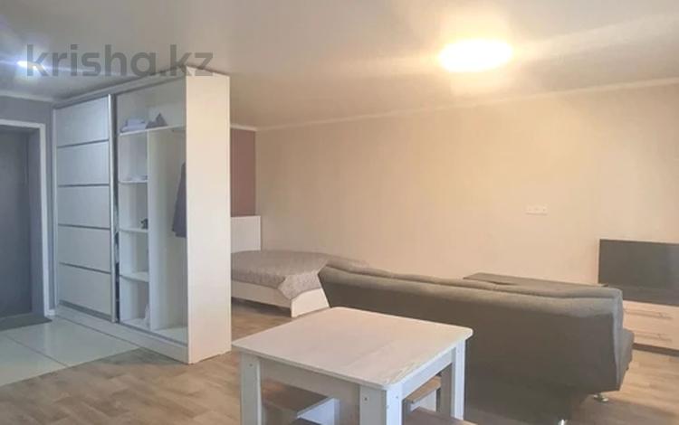 1-бөлмелі пәтер · 37.9 м² · 7/9 қабат, Богенбай - улы 30, бағасы: 17.7 млн ₸ в Семее — фото 2