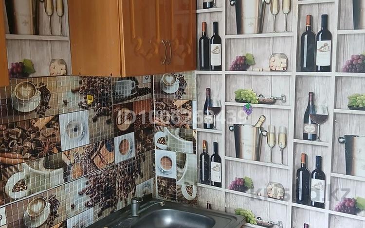 2-комнатная квартира · 48 м² · 2/5 этаж, озёрная 2/2 за 6.5 млн 〒 в Темиртау — фото 2