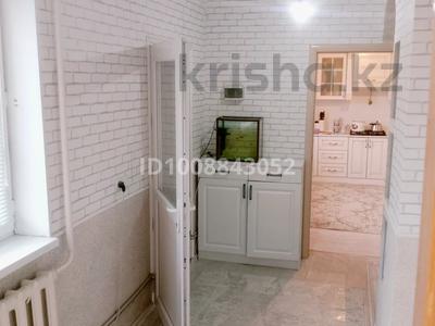 Отдельный дом · 4 комнаты · 240 м² · 10 сот., Н Абдиров 22 — Мектеп ,садик ,емханага жолга жауын орналаскан срочно сатылады. Баға жағынан келисим бар за 18 млн ₸ в Жанаозен