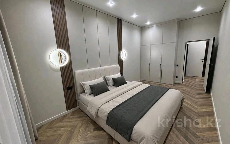1-комнатная квартира · 58 м² · 2/7 этаж, Маншук Маметовой 95 за 25 000 ₸ в Уральске — фото 2