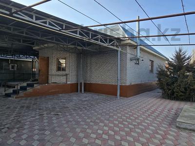 Отдельный дом · 5 комнат · 150 м² · 8 сот., Суюнбая — Алматинская за 43 млн 〒 в Таразе