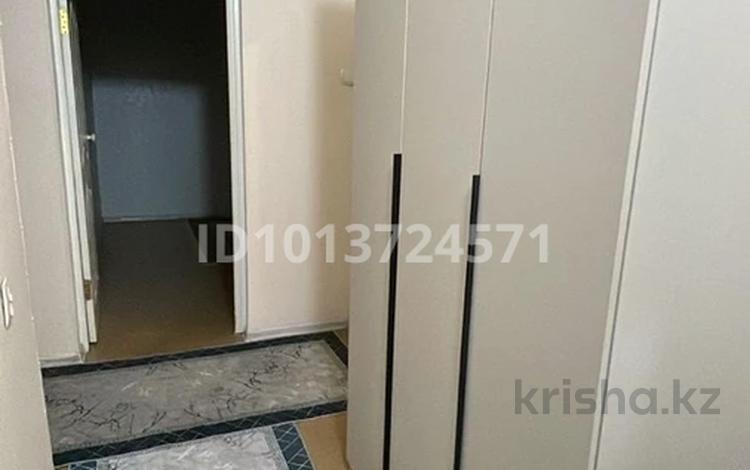 1-комнатная квартира · 43 м² · 5/5 этаж, мкр Аксай-2 — Елемесова за 28.9 млн ₸ в Алматы, Ауэзовский р-н — фото 2