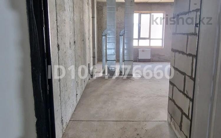 3-комнатная квартира · 78.21 м² · 8/9 этаж, мкр Кайрат, Сыбызгы 100 за 35 млн ₸ в Алматы, Турксибский р-н — фото 2