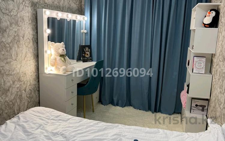 3-бөлмелі пәтер · 57 м² · 1/5 қабат, Майкудук, Майкудук, 17й микрорайон 58 — Кузембаева, бағасы: 15 млн ₸ в Караганде, Алихана Бокейханова р-н — фото 2