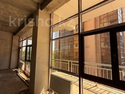 3-комнатная квартира · 167.2 м² · 3/7 этаж, Жамакаева за 110 млн ₸ в Алматы, Медеуский р-н