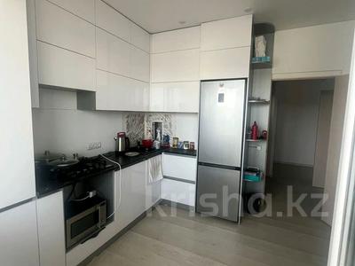 2-комнатная квартира, 60 м², 3/5 этаж, 6 мкр 220 за 20.5 млн 〒 в Талдыкоргане, мкр Болашак