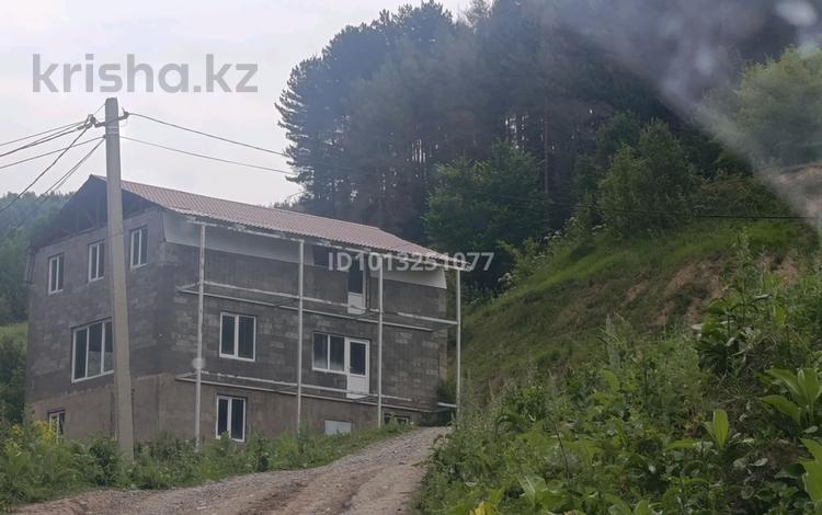 Дача · 6 комнат · 250 м² · 7 сот., мкр Бутаковка, Замартас за 68 млн ₸ в Алматы, Медеуский р-н — фото 2