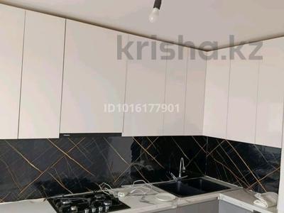 2-бөлмелі пәтер · 53 м² · 2/5 қабат, Арай-2 ш/а. 18, бағасы: 120 000 ₸ в Таразе, мкр Арай-2