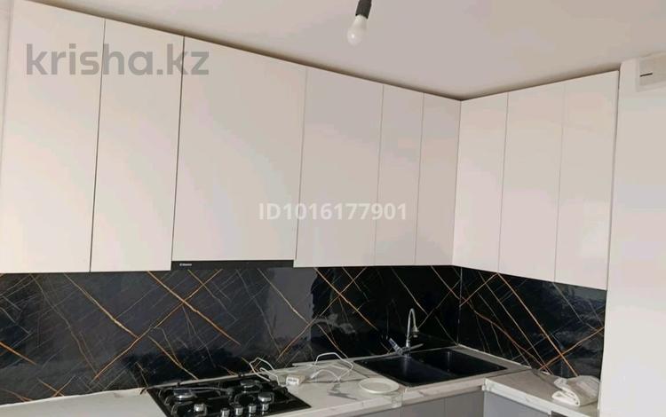 2-бөлмелі пәтер · 53 м² · 2/5 қабат, Арай-2 ш/а. 18, бағасы: 120 000 ₸ в Таразе, мкр Арай-2 — фото 2