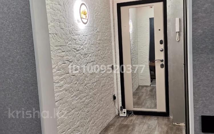 2-комнатная квартира · 49 м² · 5/5 этаж, Майкудук, 19й микрорайон за 150 000 〒 в Караганде, Алихана Бокейханова р-н — фото 13