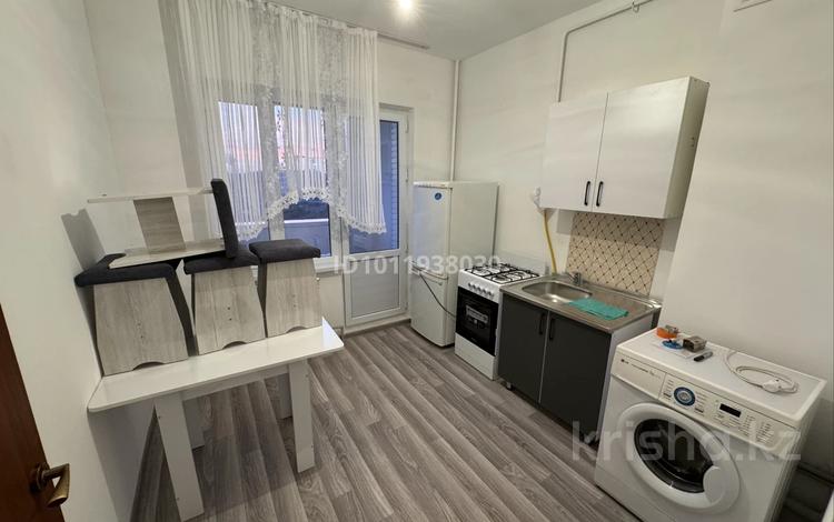 1-комнатная квартира · 37 м² · 4/5 этаж, мкр Улы Дала 62 — По кошек батыру центр за 13.9 млн ₸ в Таразе — фото 2
