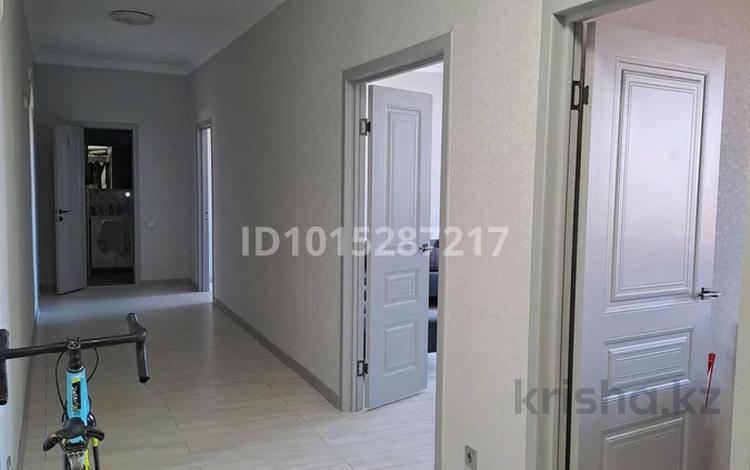 3-комнатная квартира · 105.1 м² · 7/10 этаж, Айнакөл 66 за 59 млн ₸ в Астане, Алматы р-н — фото 2