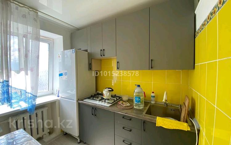 1-бөлмелі пәтер · 29.5 м² · 5/5 қабат, Шанхай ш/а., Мкранхай 161 — Возле бани Люкм, бағасы: 7 млн ₸ в Актобе, мкр Шанхай — фото 2