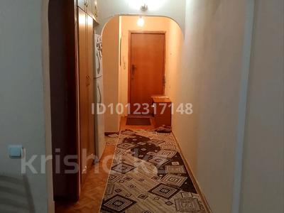 3-комнатная квартира · 58.7 м² · 2/5 этаж, мкр Алмагуль — Жаркова-Ходжанова. рядом кафе Ходжа Насредин. за 50 млн ₸ в Алматы, Бостандыкский р-н
