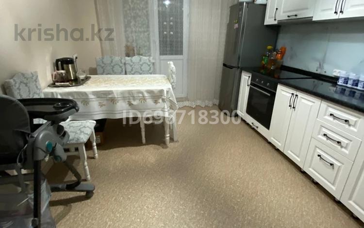 3-комнатная квартира · 84 м² · 4/9 этаж, Аль-фарами за 36 млн ₸ в Усть-Каменогорске, Ульбинский — фото 3