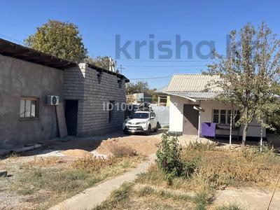 Отдельный дом · 3 комнаты · 60 м² · 8 сот., мкр Бозарык — Магазин Керуен за 18 млн 〒 в Шымкенте, Абайский р-н