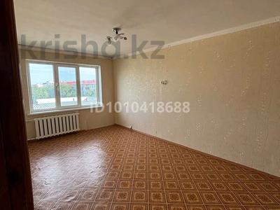 3-комнатная квартира · 62 м² · 5/5 этаж, Луговая 10 за 18 млн ₸ в Атырау, мкр Авангард-4