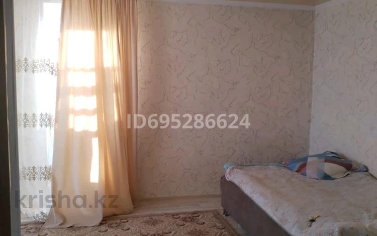 2-комнатная квартира · 49 м² · 14/14 этаж, Ауезова 3 — Топографический колледж за 18.5 млн ₸ в Семее — фото 2