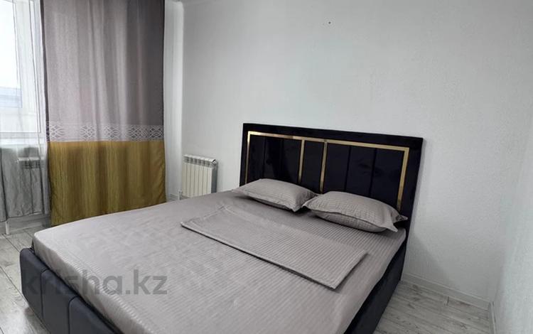 2-бөлмелі пәтер · 70 м² · 1/5 қабат, мкр. Алтын орда 11А — Тауелсіздік, бағасы: 280 000 ₸ в Актобе — фото 2