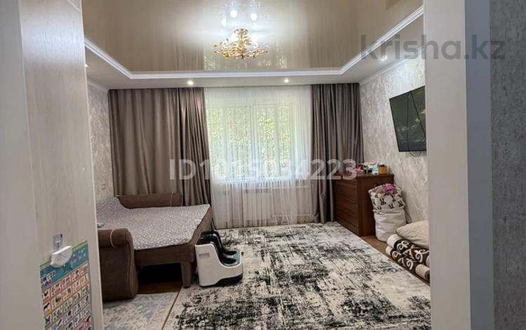 1-бөлмелі пәтер · 40.1 м² · 1/9 қабат, Гүлдер 3 ш/а. 17, бағасы: 18 млн ₸ в Караганде, Казыбек би р-н — фото 2