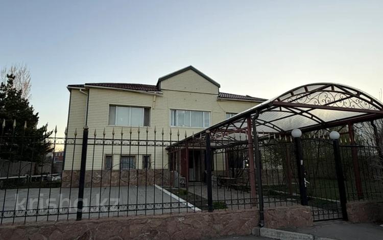 Отдельный дом · 6 комнат · 300 м² · 15 сот., Vip-городок 24 за 250 млн ₸ в Астане, Алматы р-н — фото 2