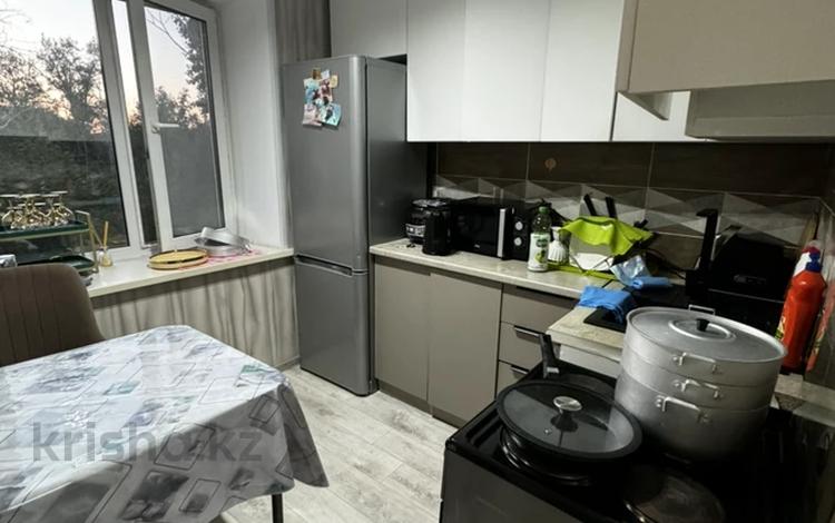 2-бөлмелі пәтер · 45 м² · 3/5 қабат, Абая 25, бағасы: 8 млн ₸ в Курчатове — фото 7