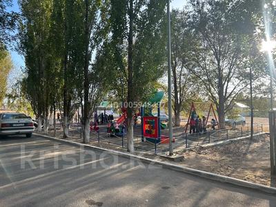 2-комнатная квартира · 54 м² · 2/5 этаж, мкр Жастар 2, Алматы 5 за 15 млн 〒 в Актобе, жилой массив Жанаконыс