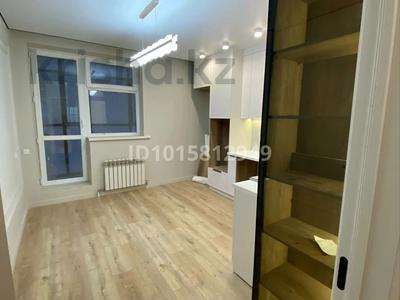 3-бөлмелі пәтер · 97 м² · 9/13 қабат, Максут Нарикбаев, бағасы: 65 млн ₸ в Астане, Нура р-н