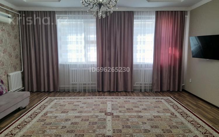 Жеке үй · 4 бөлме · 192 м² · 12 жүзд., Найзабек Есетов 27 — Рядом С/к Сүйінғара батыр, бағасы: 18 млн ₸ в Саина Шапагатовой — фото 2