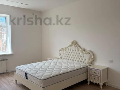 4-комнатная квартира · 195 м² · 3/5 этаж, Қадыргали Жалайыр 3 за 136 млн ₸ в Астане, Алматы р-н
