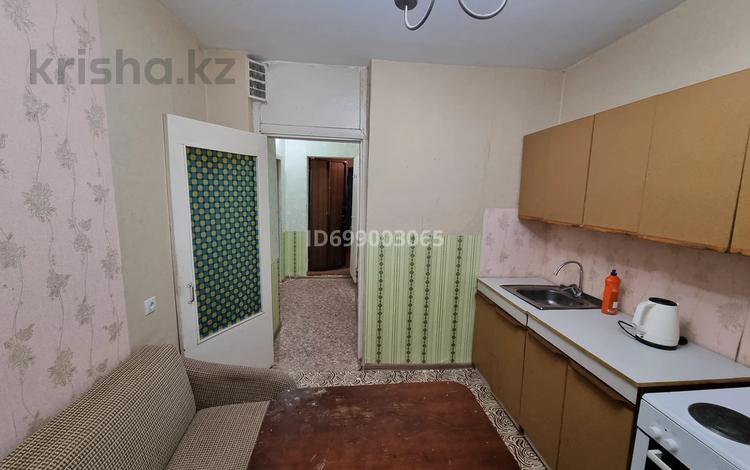 1-комнатная квартира · 36 м² · 3/5 этаж, мкр Юго-Восток, МкрСтепной2 2 за 13.6 млн 〒 в Караганде, Казыбек би р-н — фото 8