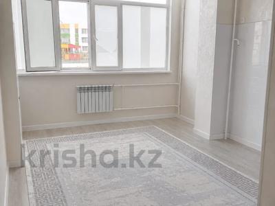 2-бөлмелі пәтер · 81 м² · 2/6 қабат, 20-ш/а. 19/1, бағасы: 25 млн ₸ в Актау, 20-й мкр