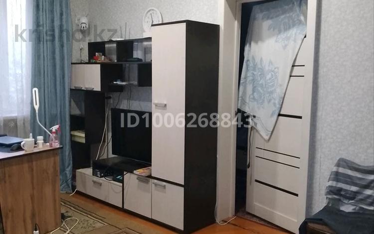 2-комнатная квартира · 50 м² · 2/2 этаж, мкр Михайловка , Баженова — Район обл гаи за 10.3 млн 〒 в Караганде, Казыбек би р-н — фото 4