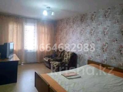1-комнатная квартира · 36 м² · 1/5 этаж, Лев Толстого за 8 000 ₸ в Усть-Каменогорске