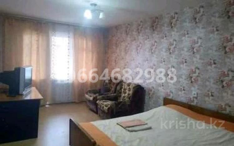 1-комнатная квартира · 36 м² · 1/5 этаж, Лев Толстого за 8 000 ₸ в Усть-Каменогорске — фото 5
