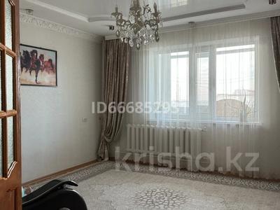 4-комнатная квартира, 83 м², 5/5 этаж, Асылбекова 93 за 27 млн 〒 в Жезказгане