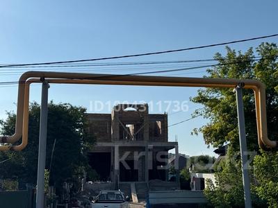 Дача · 10 комнат · 450 м² · 8 сот., мкр Коккайнар, Азербайжана Мамбетова улица 163 за 67 млн 〒 в Алматы, Алатауский р-н