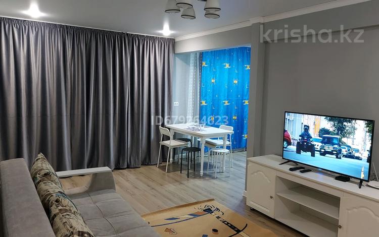 2-комнатная квартира · 45 м² · 1/5 этаж, Бурова за 16 000 ₸ в Усть-Каменогорске — фото 2