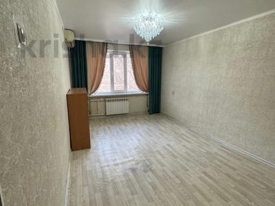 1-комнатная квартира · 30 м² · 1/5 этаж, мкр 5, есет батыра за 9.8 млн ₸ в Актобе
