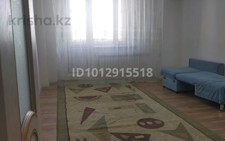3-бөлмелі пәтер · 95 м² · 7/9 қабат, мкр Аксай-3Б 32, бағасы: 40 млн ₸ в Алматы, Ауэзовский р-н — фото 2